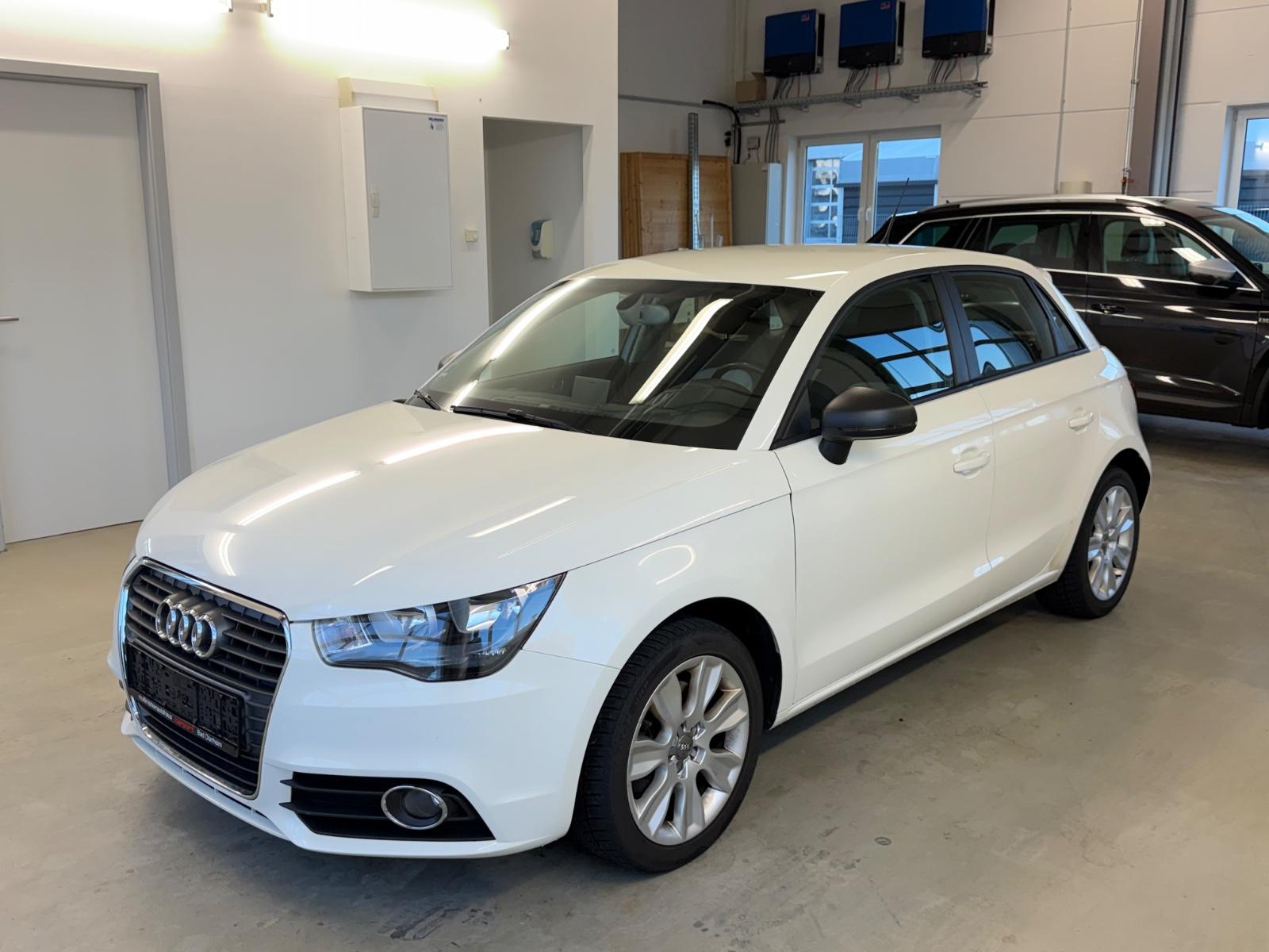 Audi A1 Sportback |57TKM|Teilleder|ALU|KlimaAut|