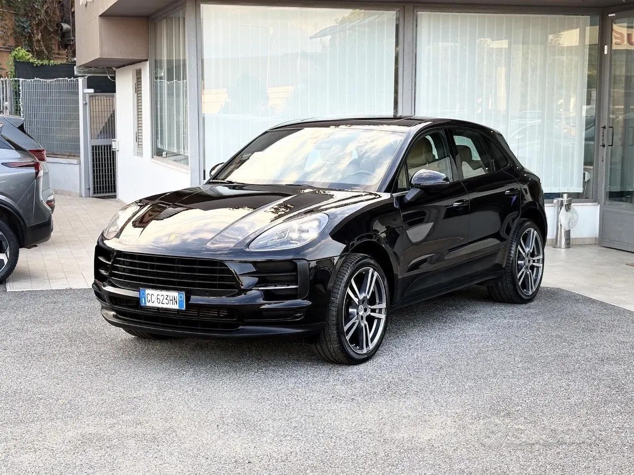 Porsche Macan 2.0 Benzina 245CV E6 - 2021 imagem 3