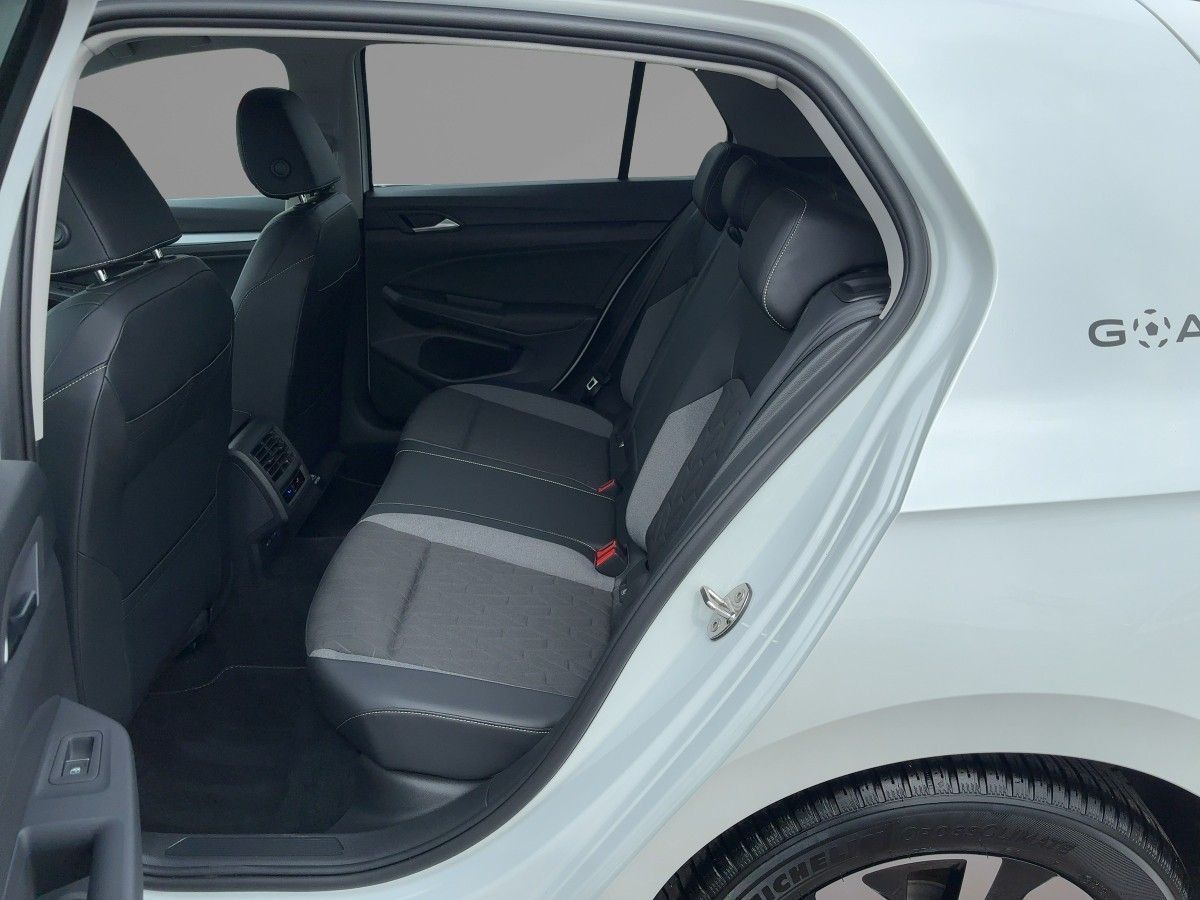 Volkswagen Golf - Bild 10