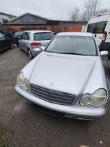 Mercedes-Benz Mercedes Benz 220 CDI - Mercedes-Benz 220 in Duisburg