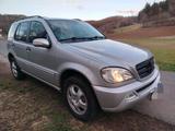 Mercedes-Benz Mercedes Ml 270 Schaltgetriebe 203000km TÜ... - gebrauchte Mercedes-Benz ML 270 aus dem Jahr 2002