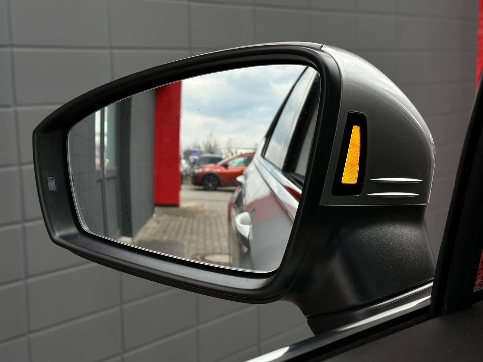 VW Tiguan Allspace 2.0TSI HIGHLINE 4M* LED#SHZ#ACC - Image 23