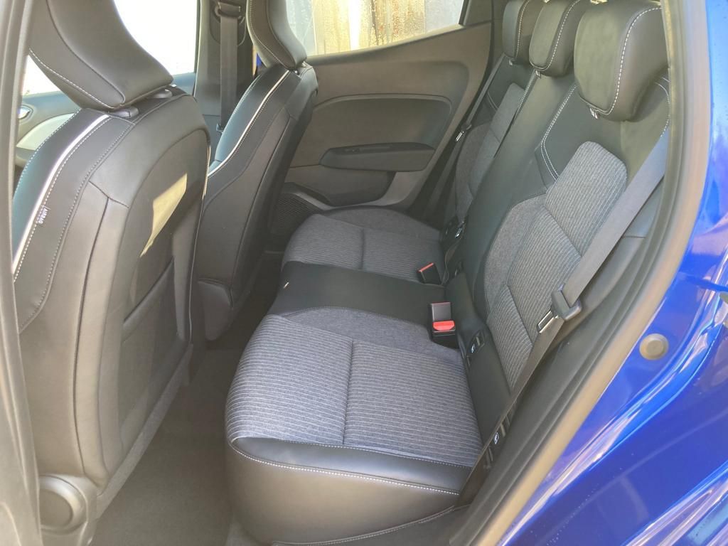 Fahrzeugabbildung Renault CLIO TECHNO TCe 90