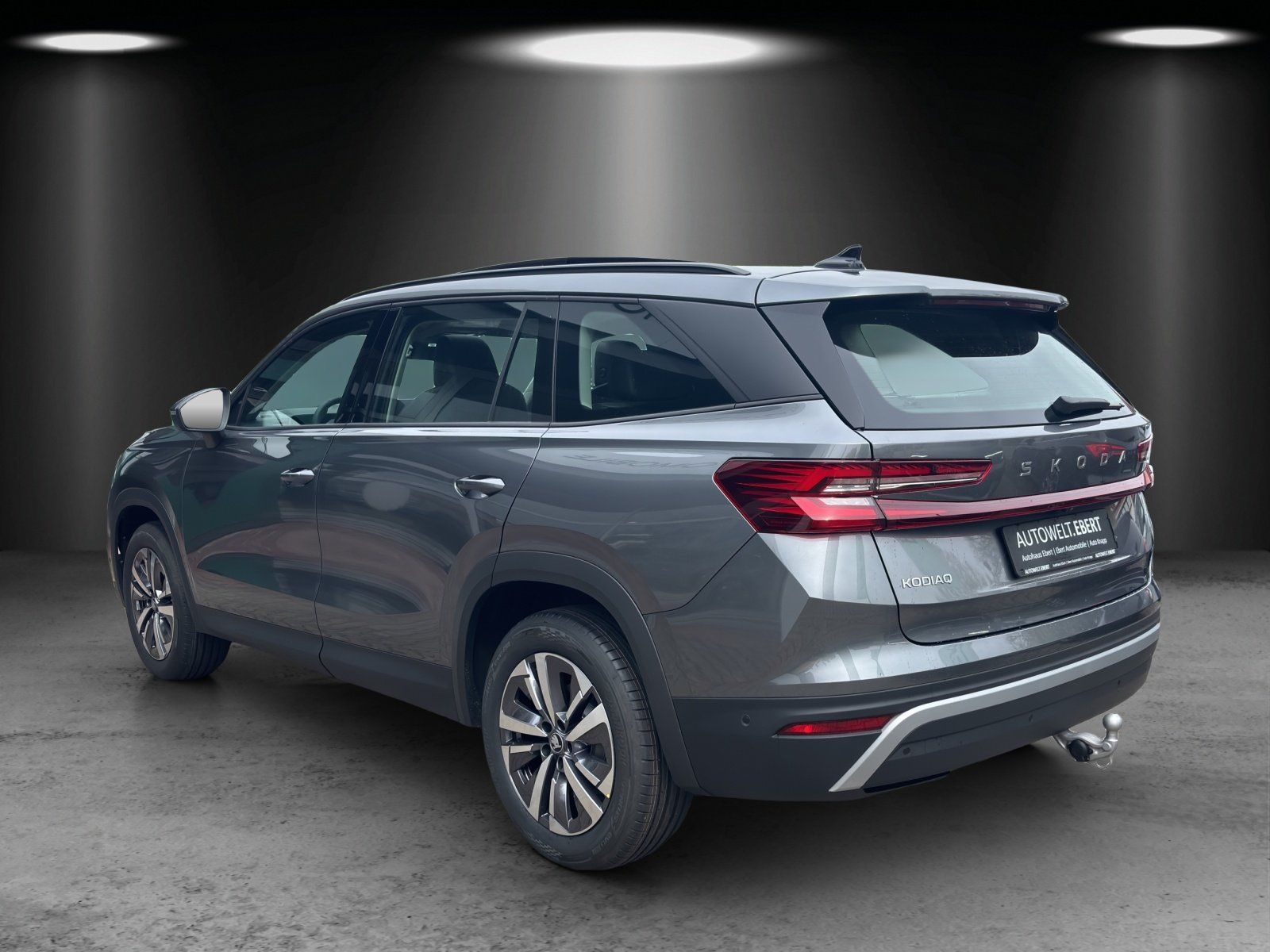 Fahrzeugabbildung SKODA Kodiaq Selection 2.0 TDI DSG PANO+AHK+ACC+360°