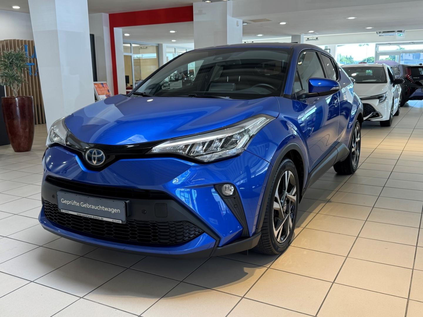 Toyota C-HR Hybrid Team D / CarPlay & Android Auto / Ei