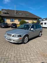 Volvo V40 1,8L TÜV BIS 04/27 - gebrauchte Volvo V40 aus dem Jahr 2004