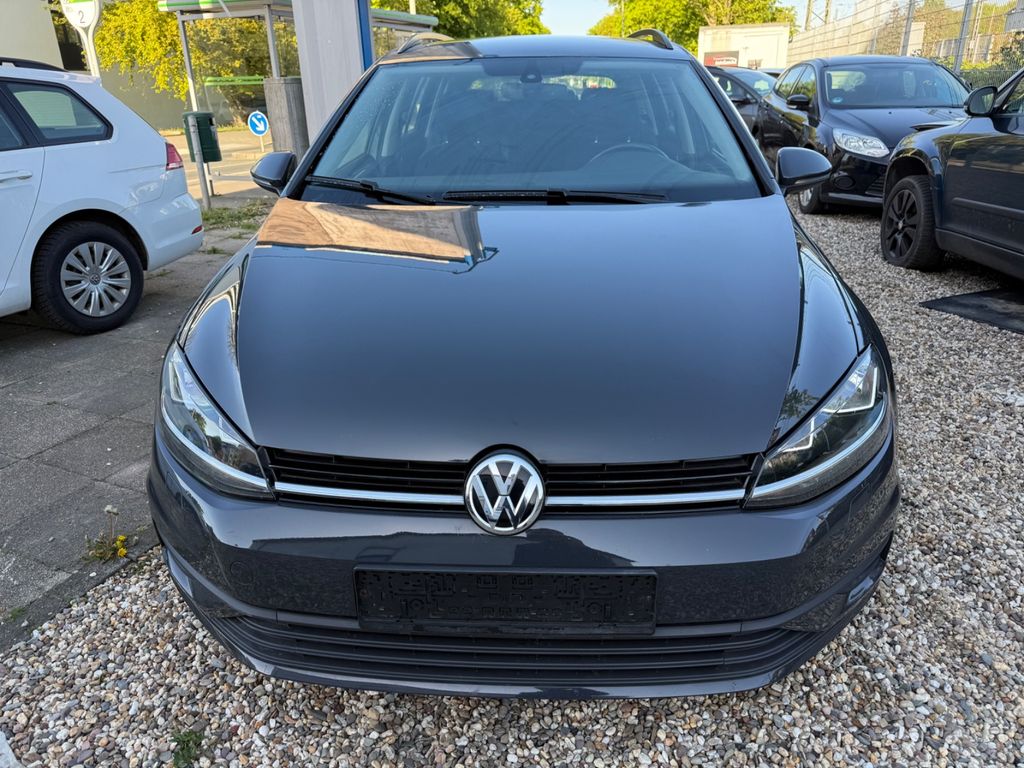 Image of Volkswagen Golf