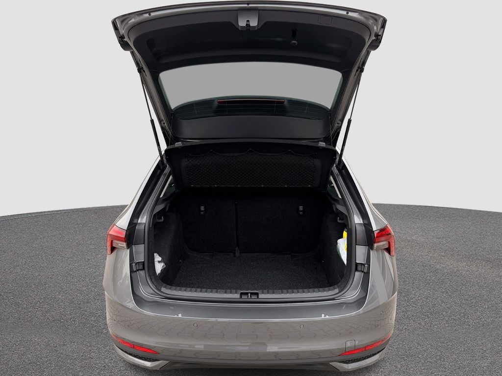 SKODA Scala Top Selection SHZ PDC Rückfahrkamera ALU SKODA Scala Top Selection SHZ PDC Rückfahrkamera ALU