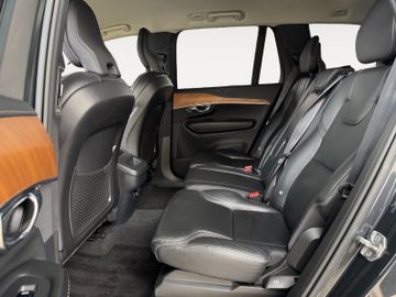 Volvo XC90 - 12