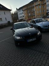 BMW 320d BMW E90 Facelift  Top Zustand Unfallfrei  - BMW 320: D E90