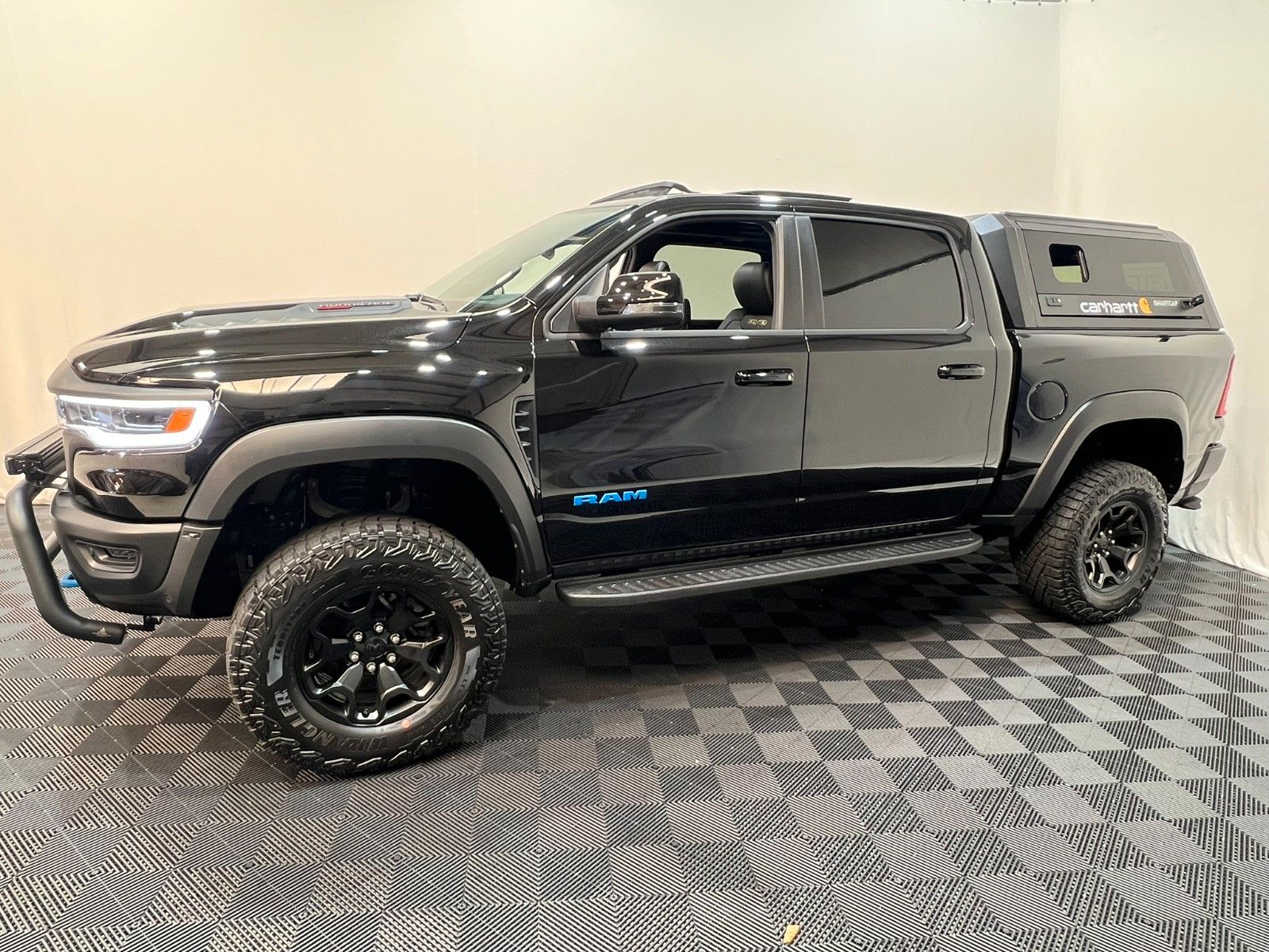 Fahrzeugabbildung Dodge RAM 1500 RHO H/O BLUE Edition