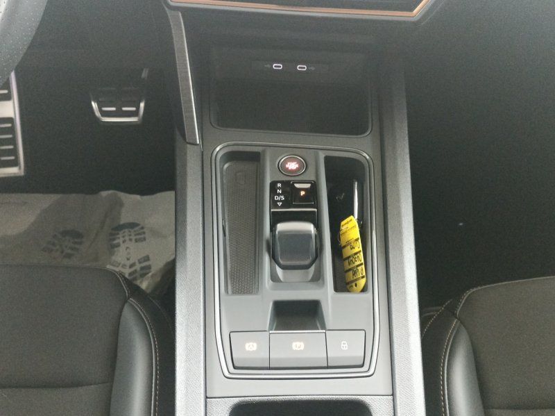 Fahrzeugabbildung CUPRA Leon SP 2.0 TSI VZ DSG  NAVI+LED+DIGITAL-COCKPIT