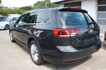 Volkswagen Passat Variant - 4