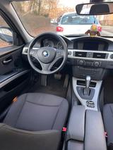 BMW 320d - E90 LCI Facelift  - BMW 320: D E90