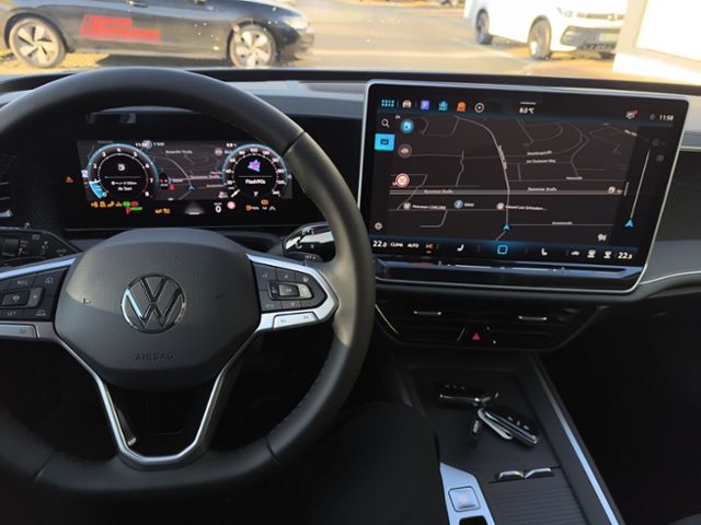 Fahrzeugabbildung Volkswagen Passat Business 1.5 eTSI OPF 110 kW (150 PS) 7-G