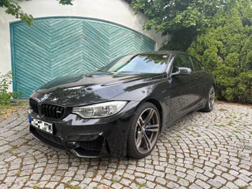 BMW M4 - 1