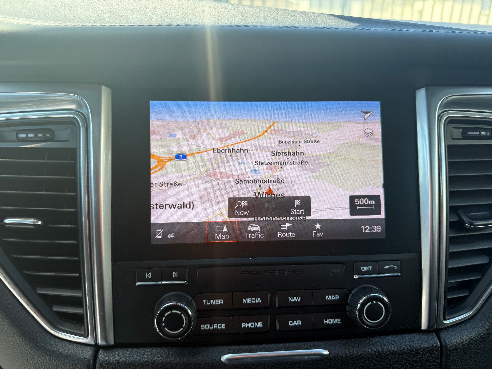 Fahrzeugabbildung Porsche Macan S Diesel/PANO/APPLE/NAVI/PDC/TEMPOMAT/SHZ