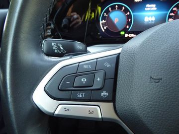 Volkswagen Golf - 12
