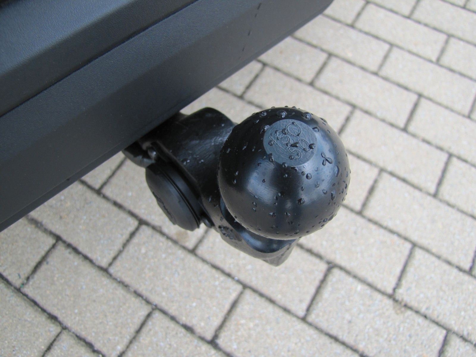 Fahrzeugabbildung SKODA Karoq Selection 2.0l TDI 150PS 7-Gang DSG 4x4