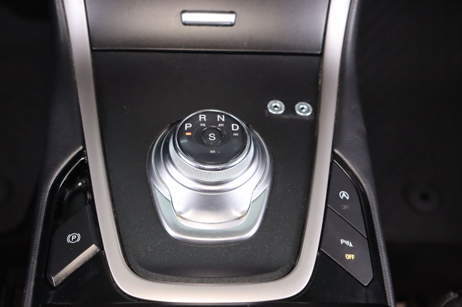 Fahrzeugabbildung Ford S-MAX * Navi * Bi-Xenon * PDC