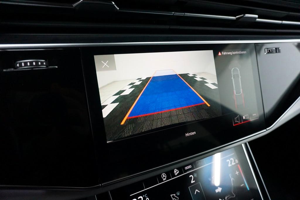 Audi Q8 50 TDI Quattro S-Line Luftfederung/Kamera