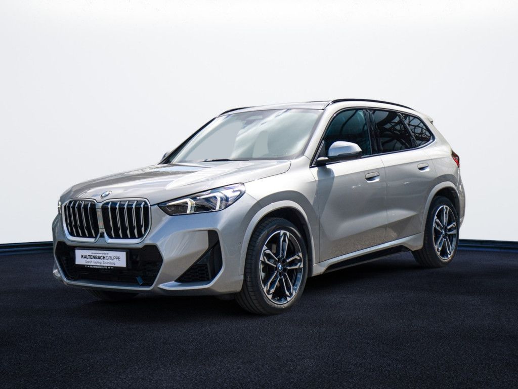 BMW X1 xDrive 23i M-Sport PANO AHK HUD 360° LED ACC foto 2