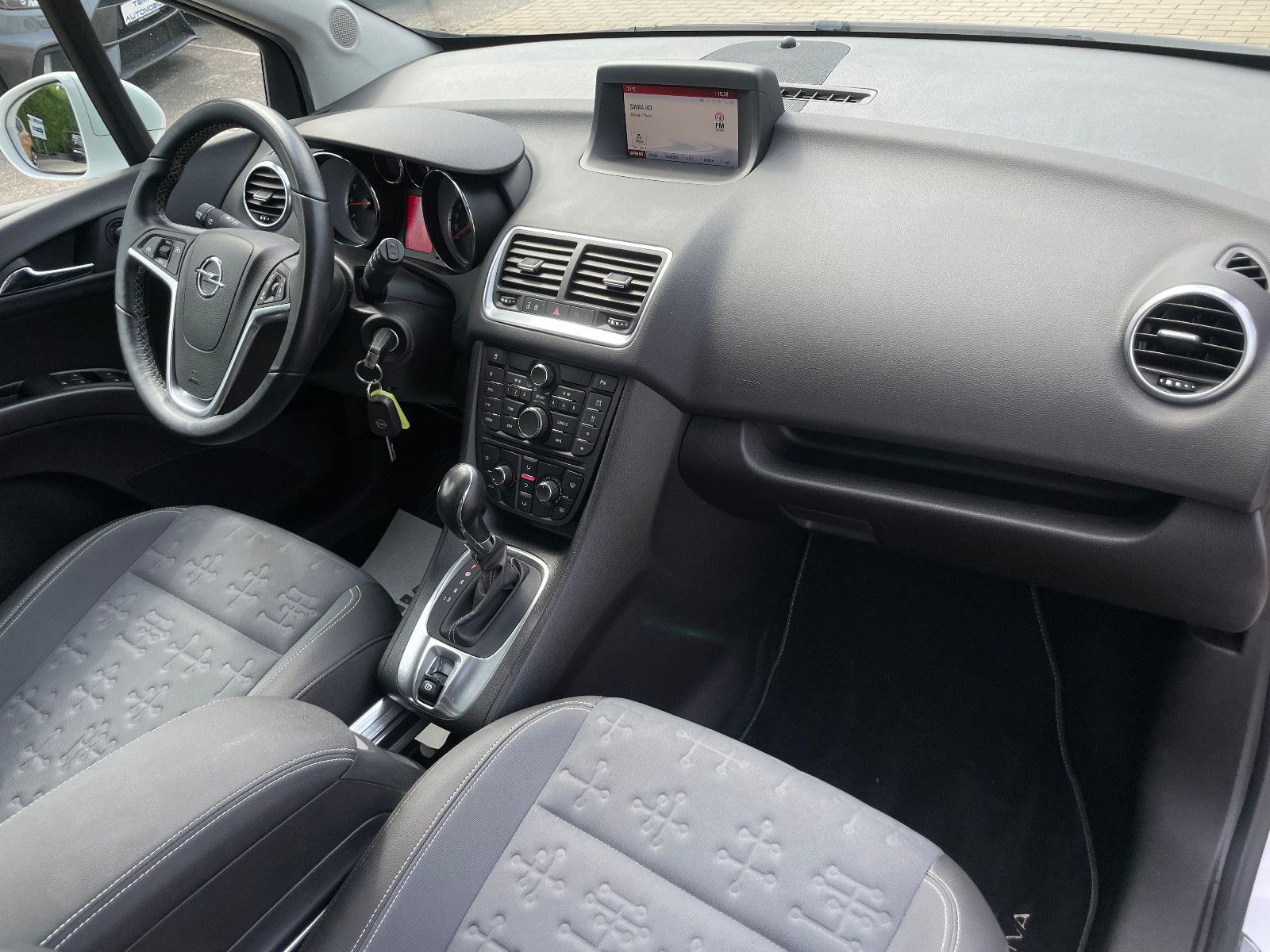 OPEL Meriva, 2015, Benzin, 140 PS