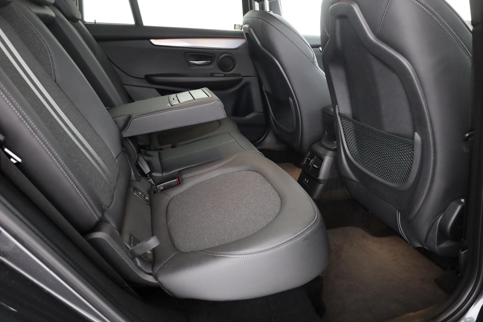 BMW 218 iA Gran Tourer M Sport LED Navi Teilleder PDC, миниатюра 25