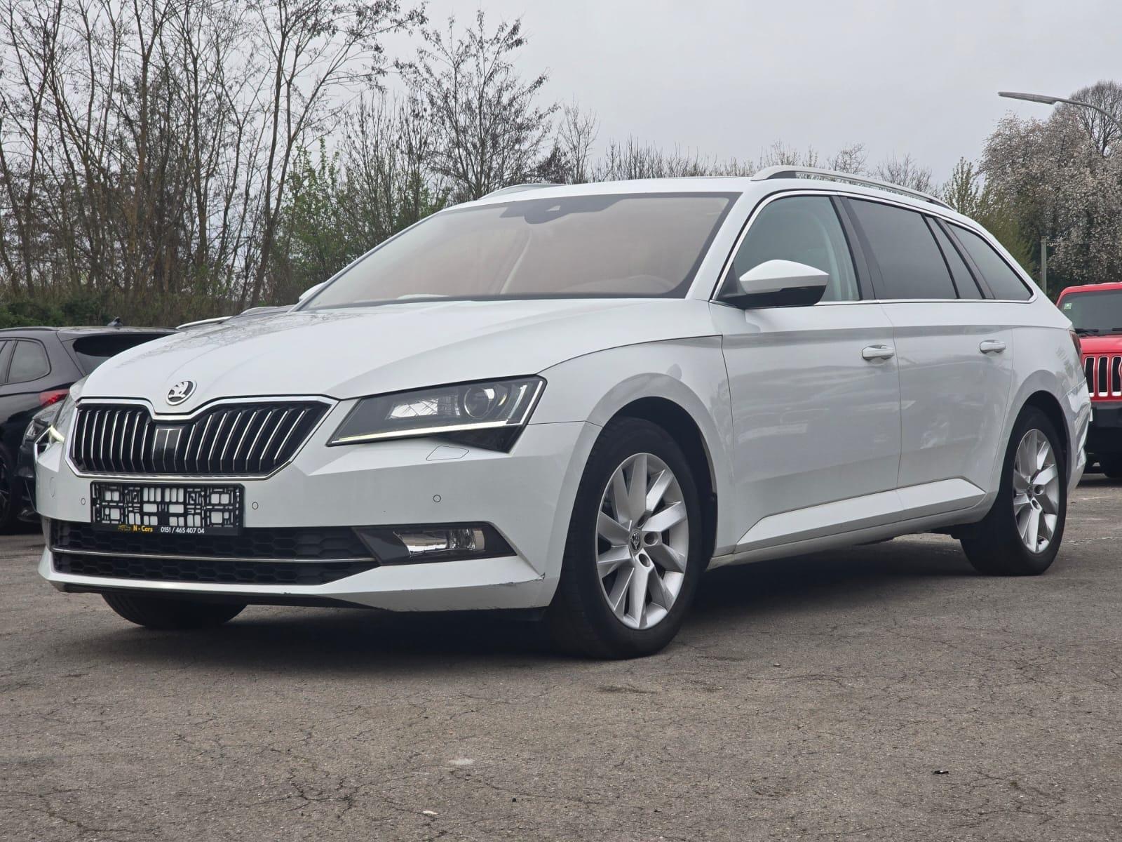 Skoda Superb Combi Style Panorama*Leder*