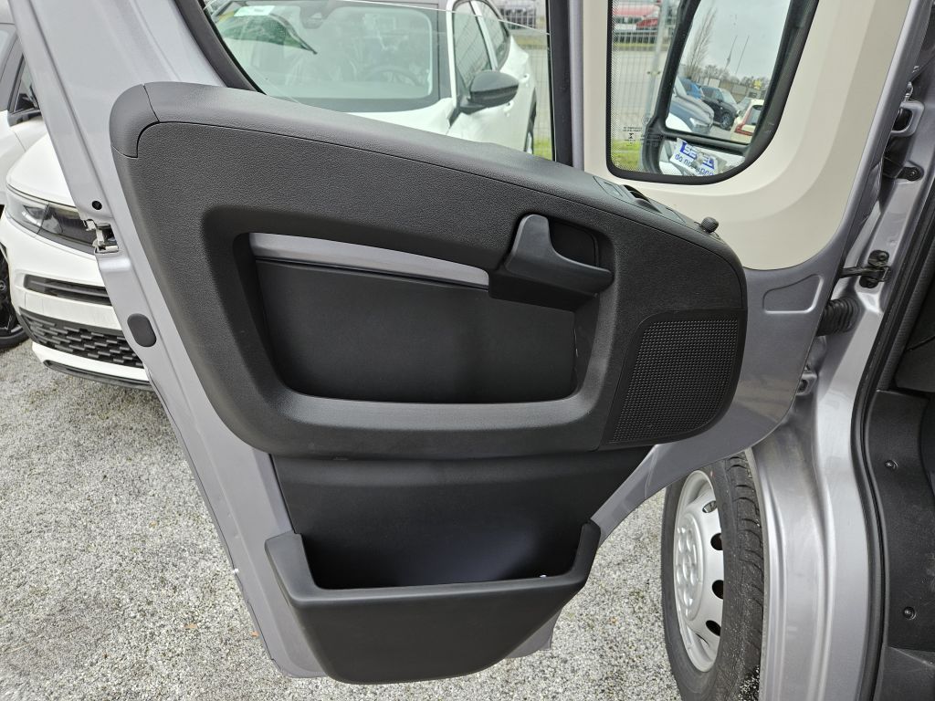Fahrzeugabbildung Opel Movano 2.2 D L2H2 Edition+Klimaaut+Navi+35%