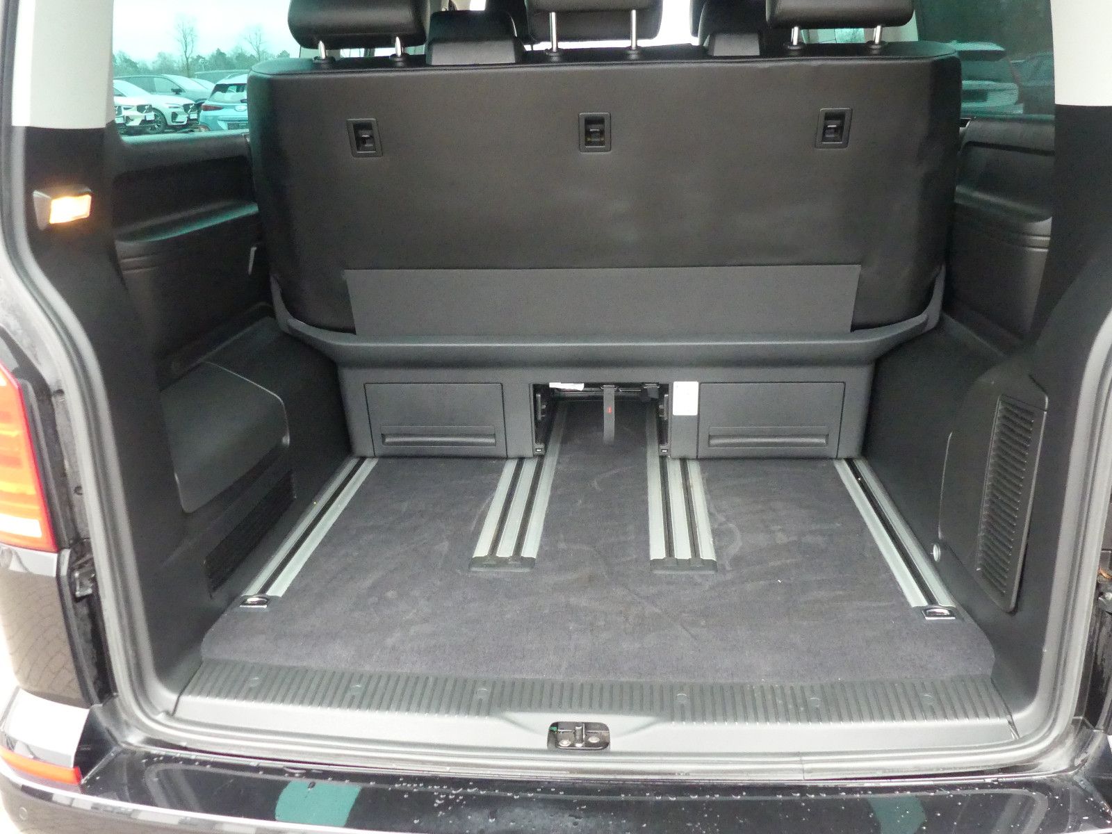 Fahrzeugabbildung Volkswagen T6 Multivan