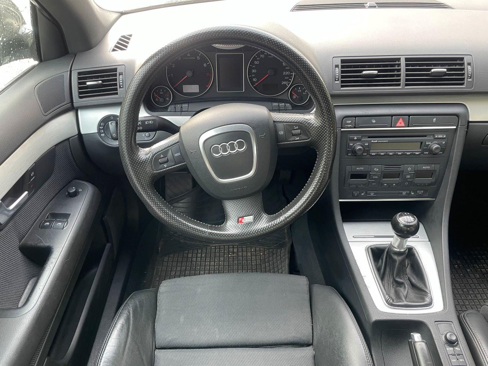 Audi A4 2005 — interior