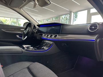 Mercedes E 220 - 7