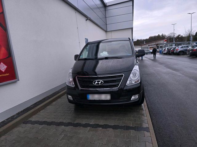 HYUNDAI H-1
