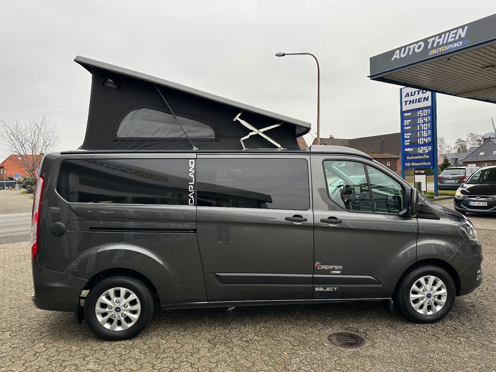 Fahrzeugabbildung Ford Transit Dreamer CapLand 2.0 TDCi AHK/Xenon/Navi
