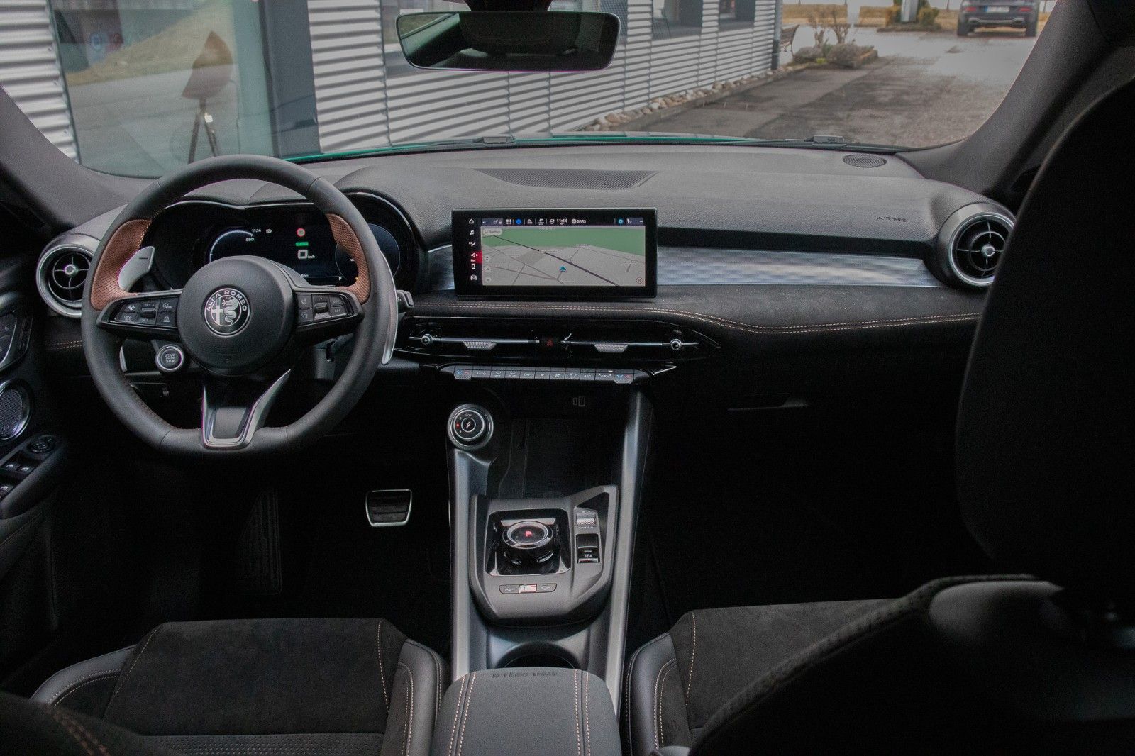 Fahrzeugabbildung Alfa Romeo Tonale MY25 1.5 VGT Hybrid 118kW DCT INTENSA