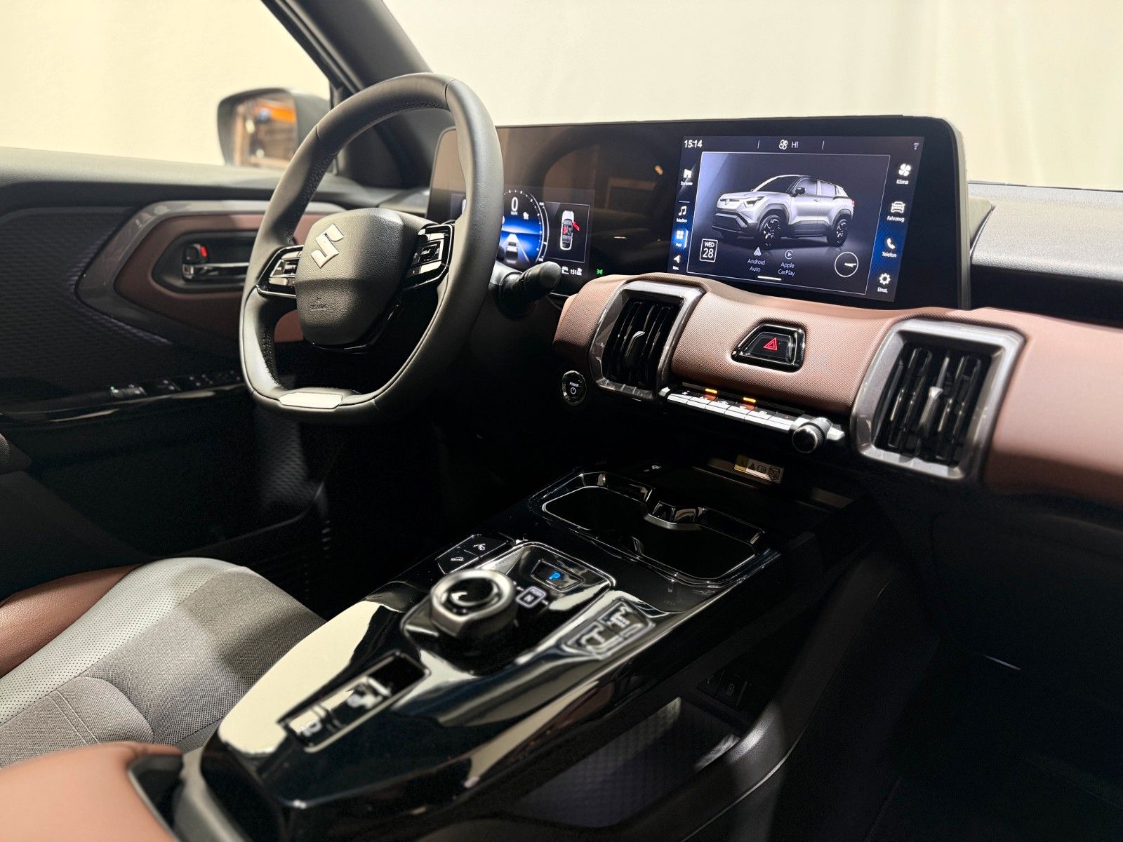 Fahrzeugabbildung Suzuki e Vitara 61 kWh Comfort+ Allgrip