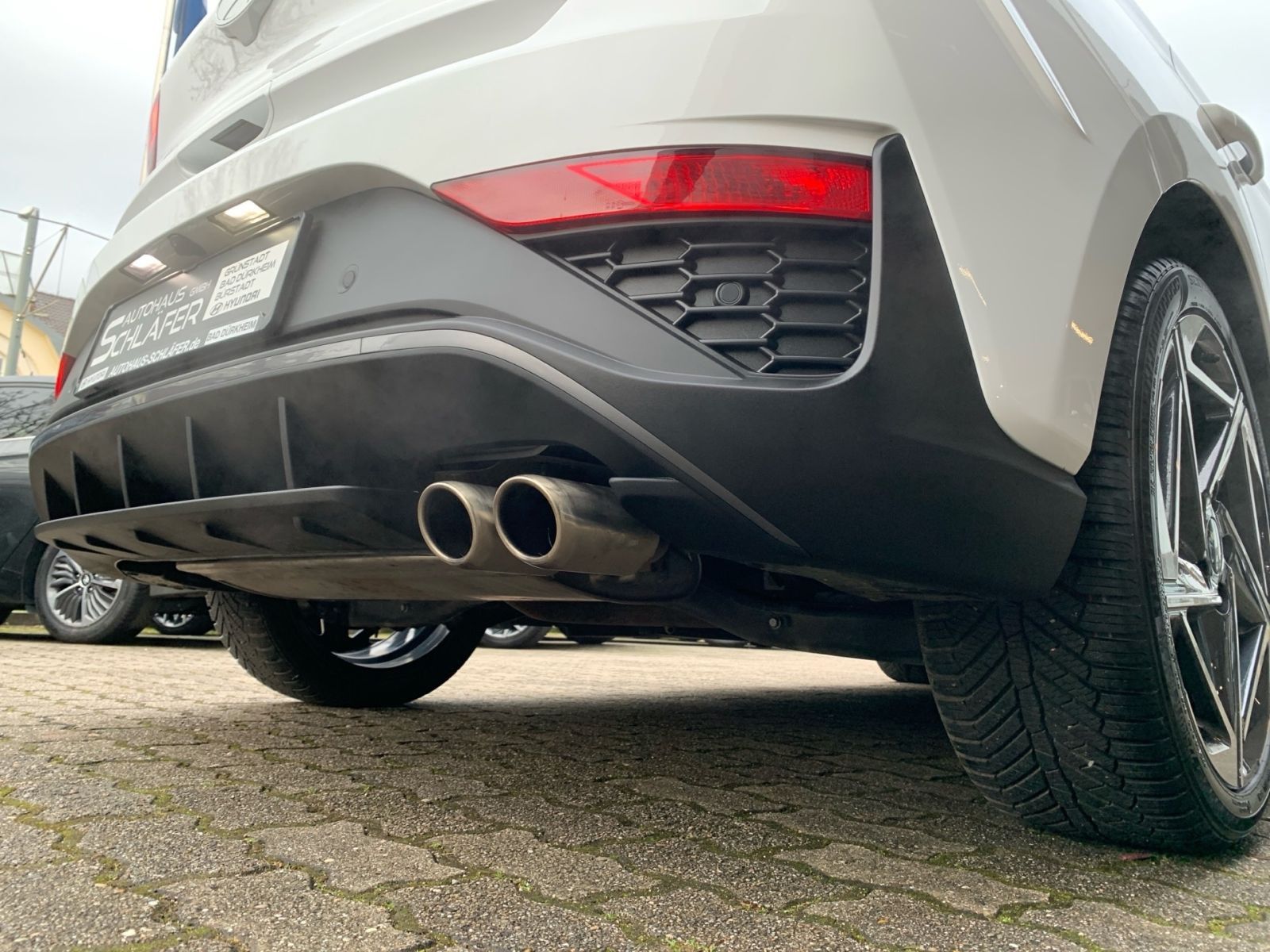 Fahrzeugabbildung Hyundai i30 1.5 T-GDI N Line Mild-Hybrid Pan Dach Sitz P