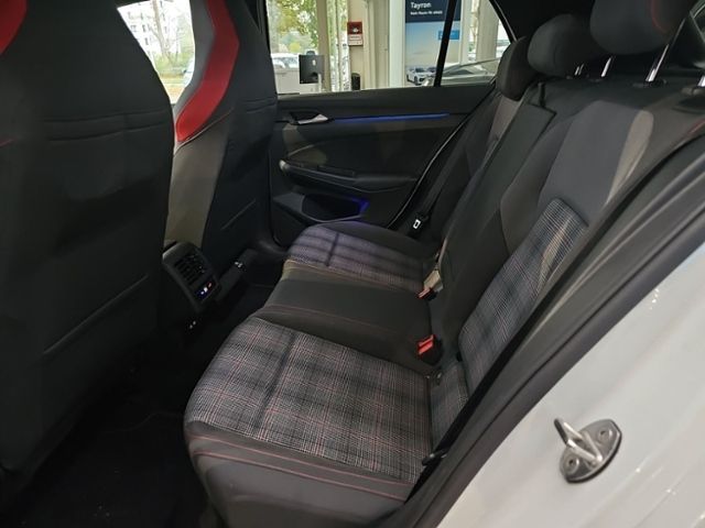 Fahrzeugabbildung Volkswagen Golf 2.0 TSI DSG GTI LED LM19 RFK SHZ APP-CONNEC