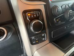 DODGE RAM 1500 V8 5,7L HEMI BIG HORN 4x4