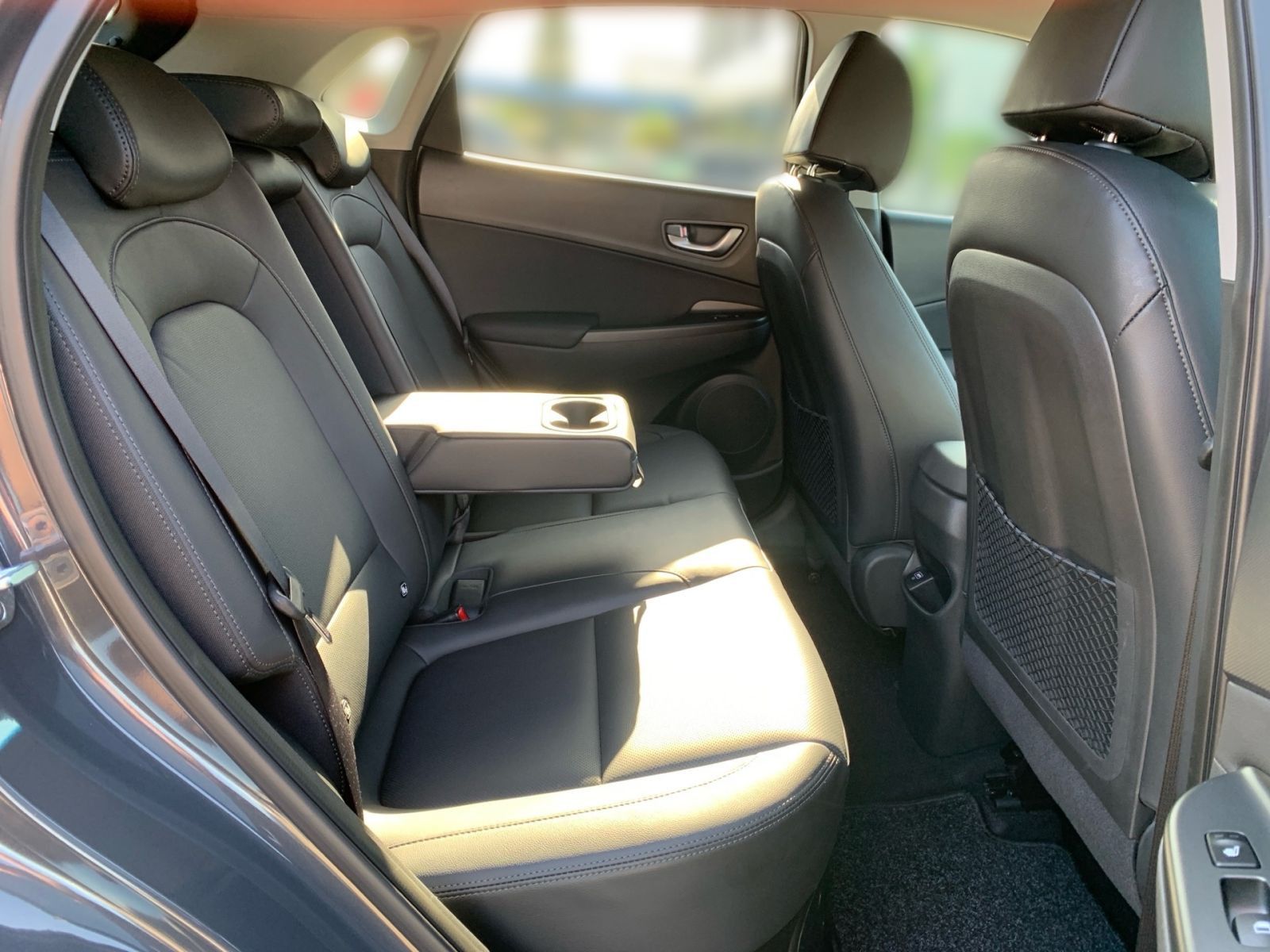 Fahrzeugabbildung Hyundai KONA 1.6 GDI Prime Hybrid Navi LED Leder 1Hd