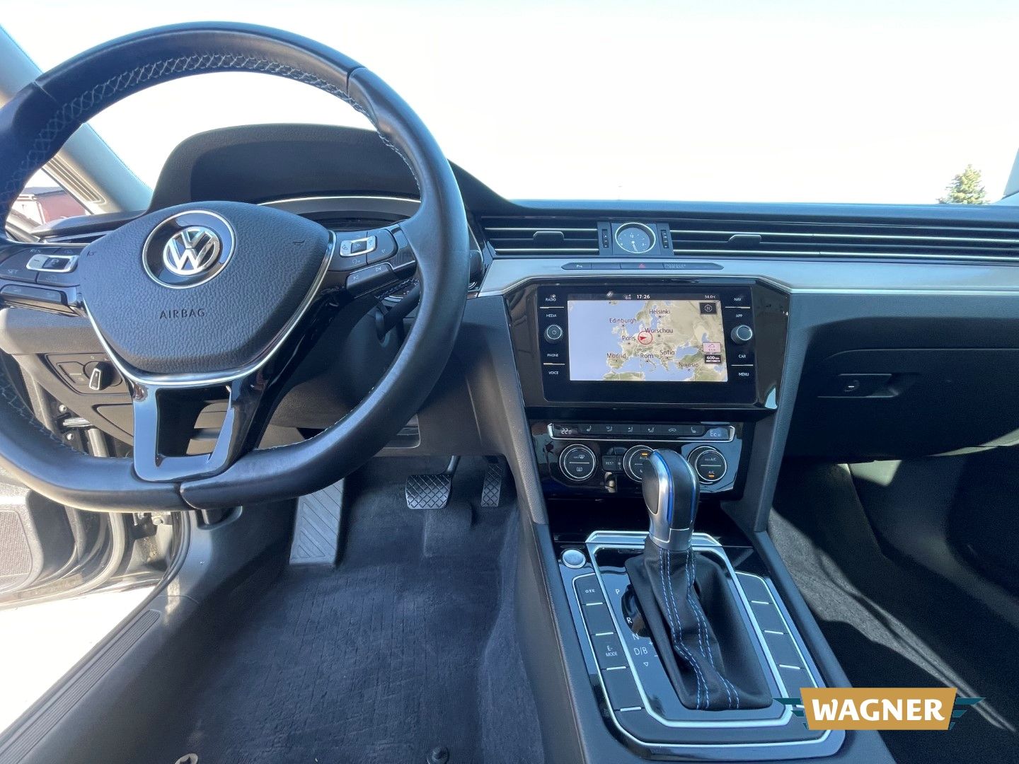 Fahrzeugabbildung Volkswagen Passat Variant GTE LED SHZ Kamera Navi