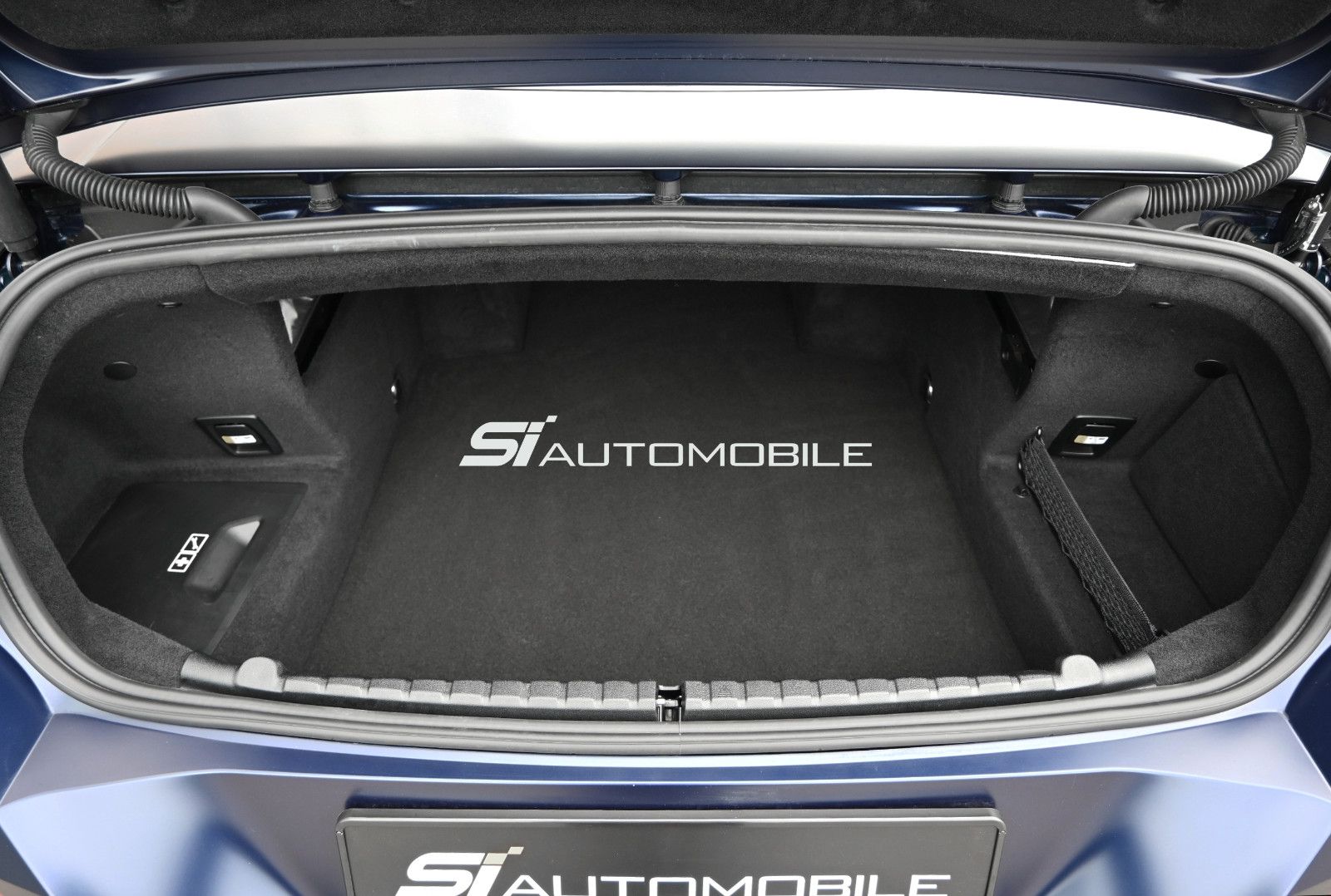 Fahrzeugabbildung BMW 840i xDr. Cabrio M-Sport °UVP141.800€°INDIVIDUAL
