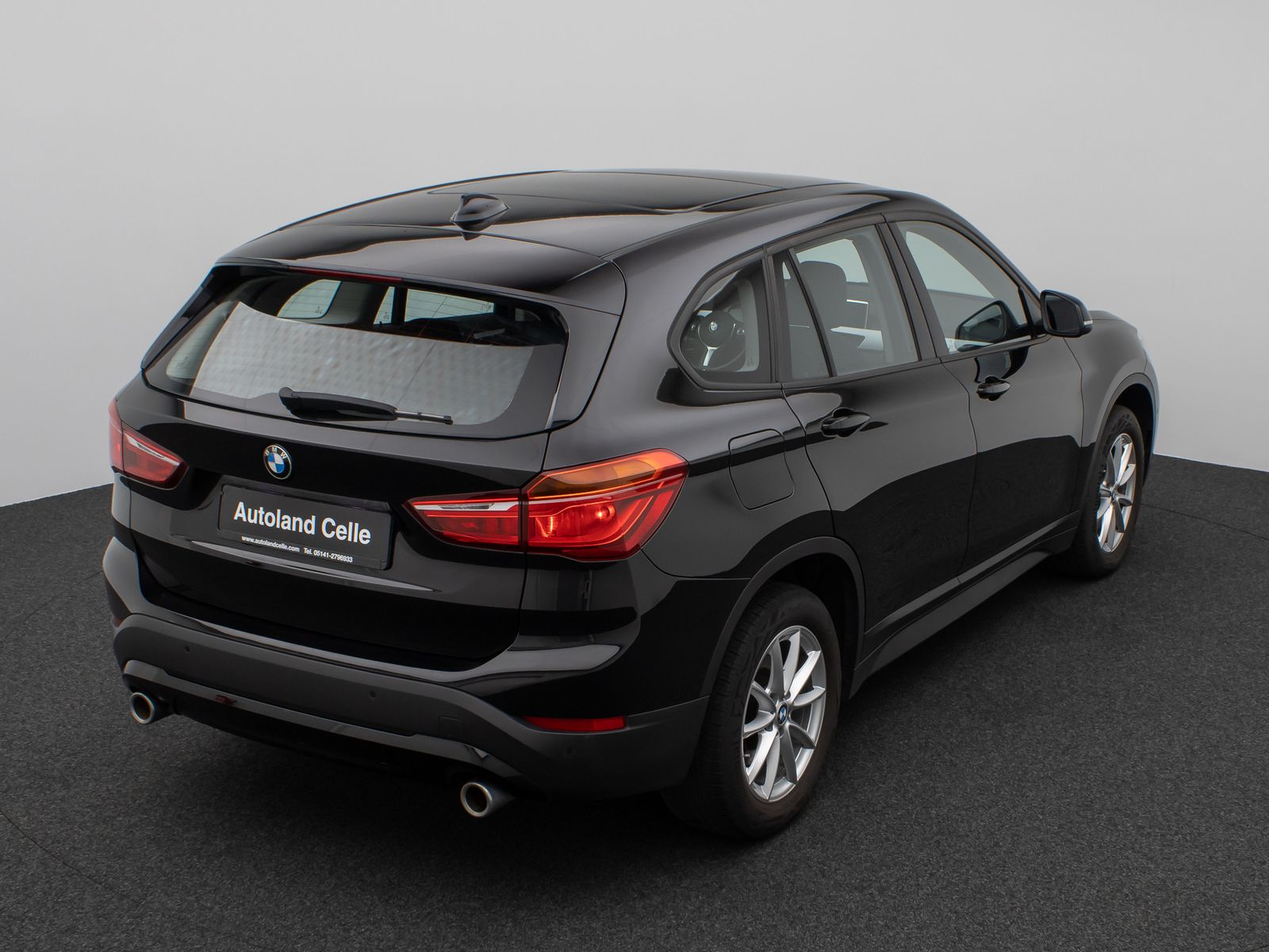 Fahrzeugabbildung BMW X1 sD20i Panorama Navi Lordos DAB HiFi Parkassis