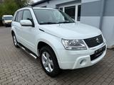 Suzuki Grand Vitara 2.4 VVT 4x4 Aut. Navi Xenon Shzg - weiße Suzuki Grand Vitara