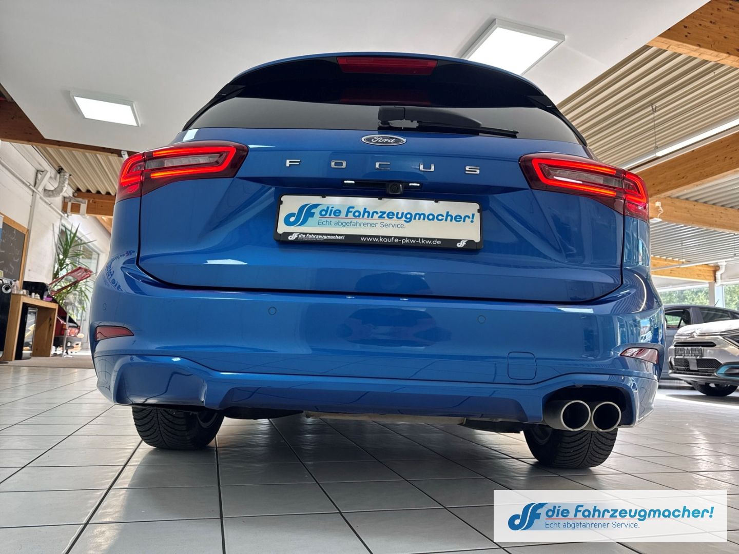 Fahrzeugabbildung Ford Focus Turnier ST-Line Sportpaket Navi Memory Sit