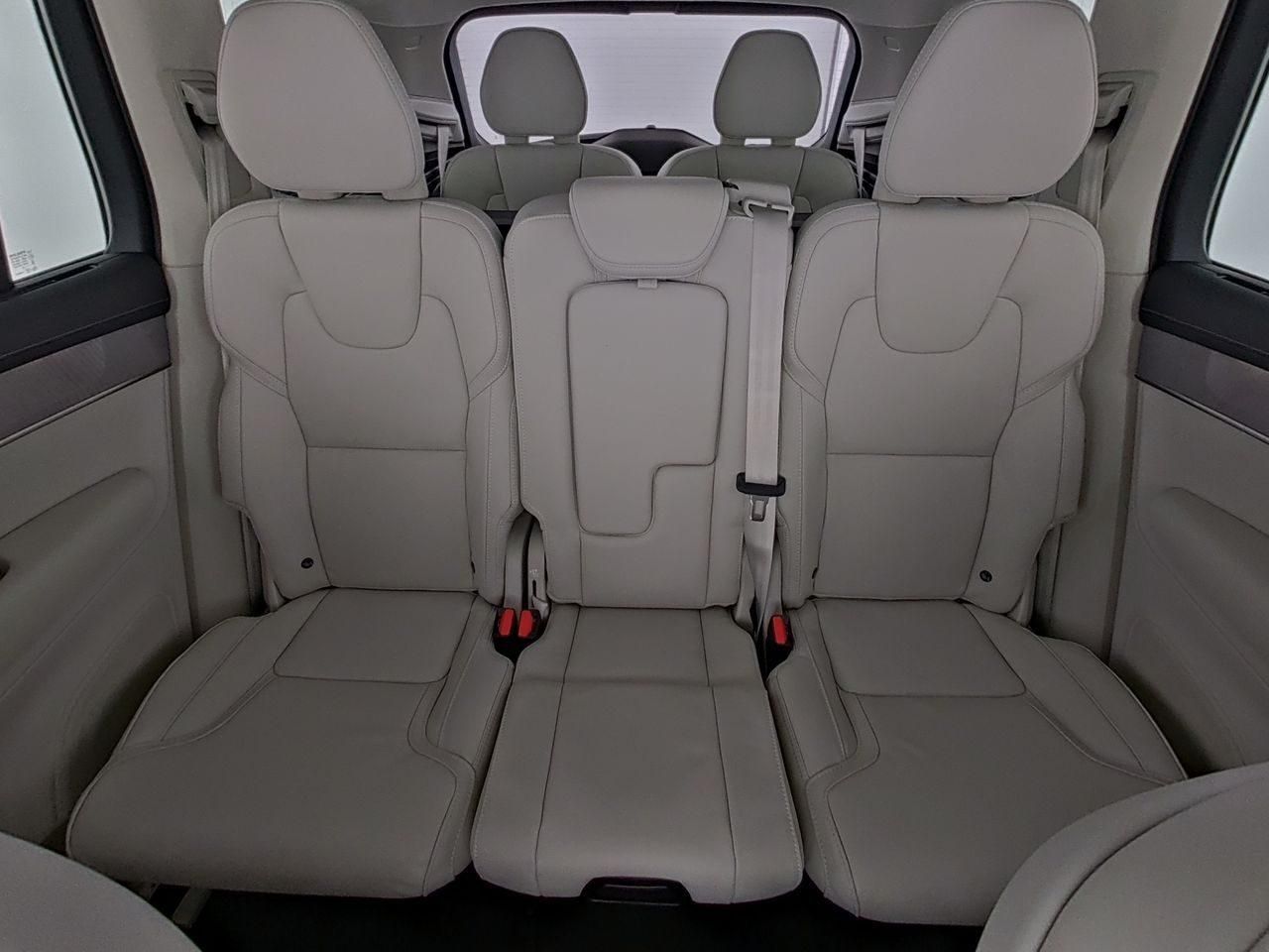 Fahrzeugabbildung Volvo XC90 Ultra Bright Recharge Plug-In Hybrid AWD