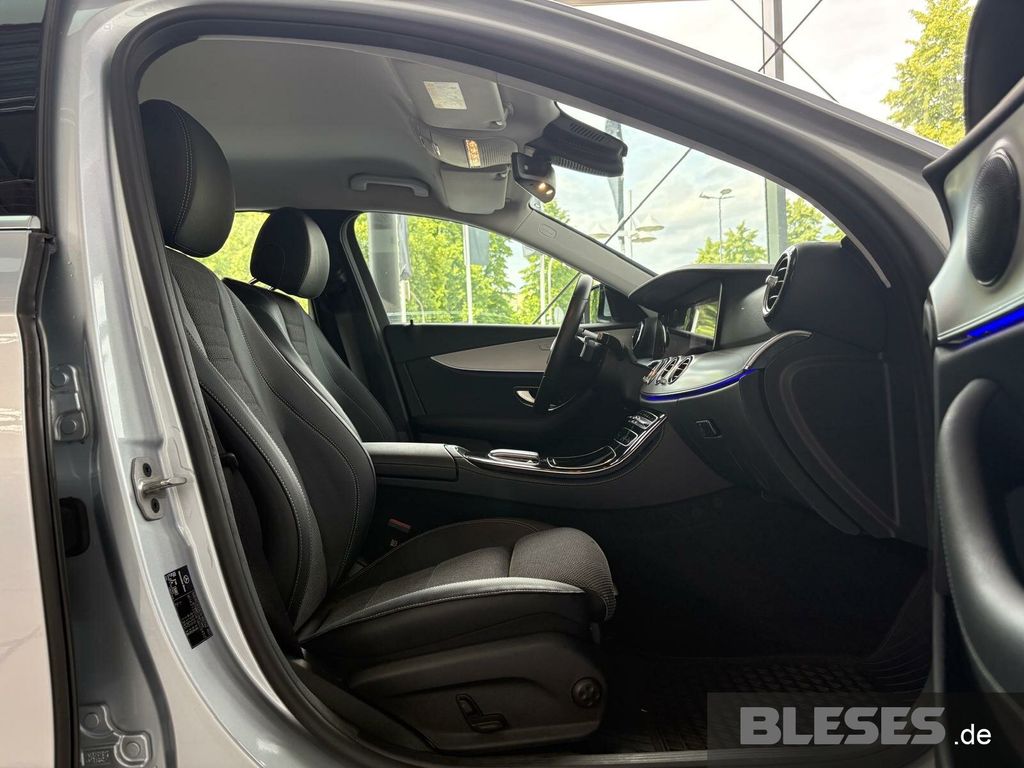 MERCEDES-BENZ E 220 – Bild 15