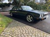 Jaguar XJ8 3.2 - - Jaguar XJ8 mit Schiebedach