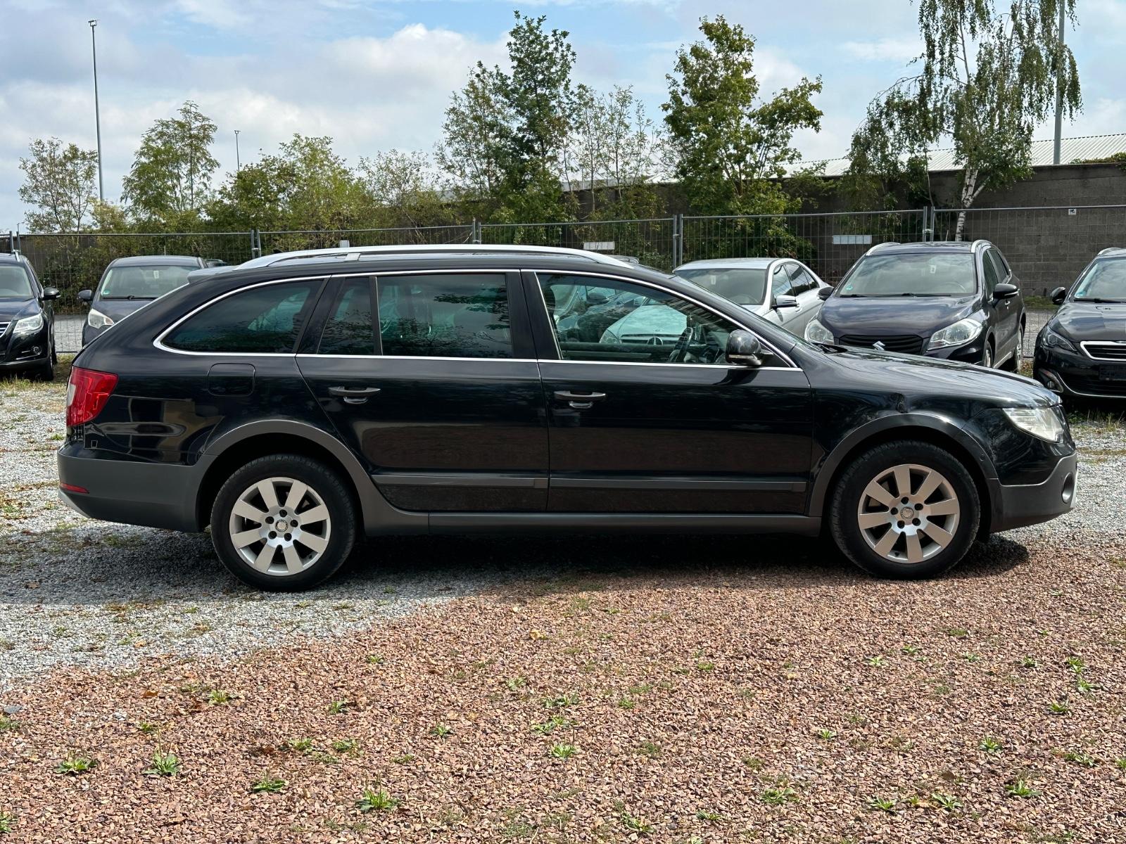 Skoda Superb 2012 — двигун 1.968 cm³, 140 HP (103kW)